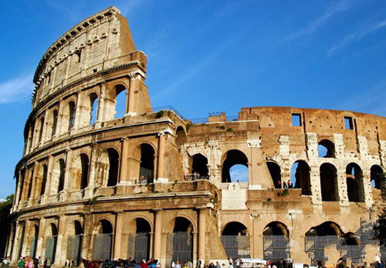9月25日“丝绸之路复兴之旅”顺利抵达罗马